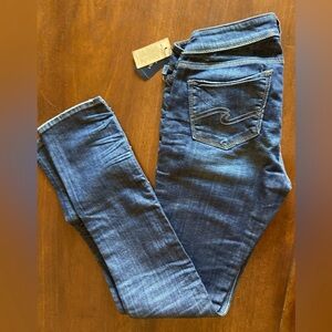 NWT women’s Silver brand jeans sz 27